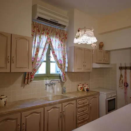 Tarsia Homes &